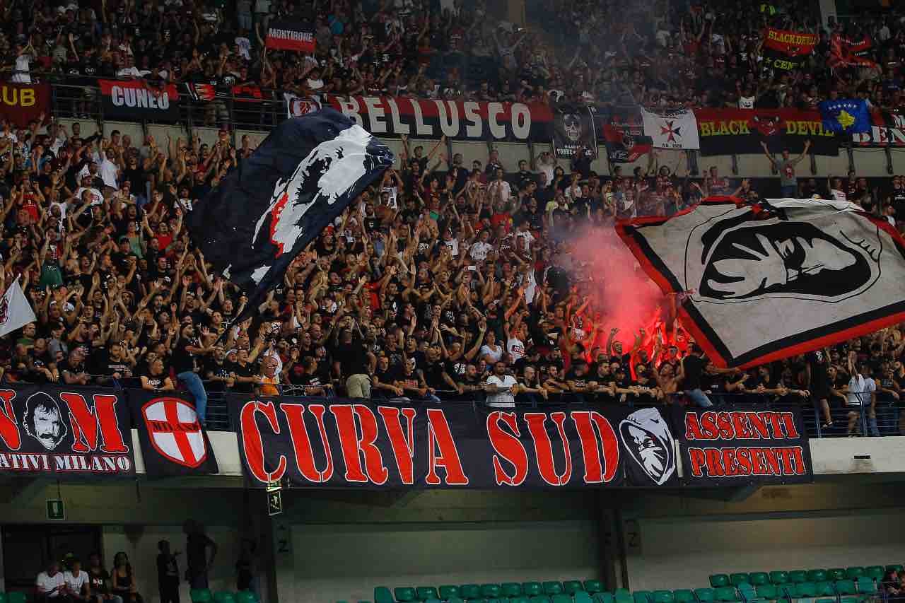Stadio Bentegodi, tifosi Milan
