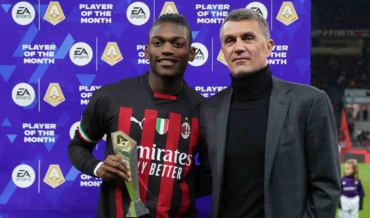 Paolo Maldini e Rafael Leao