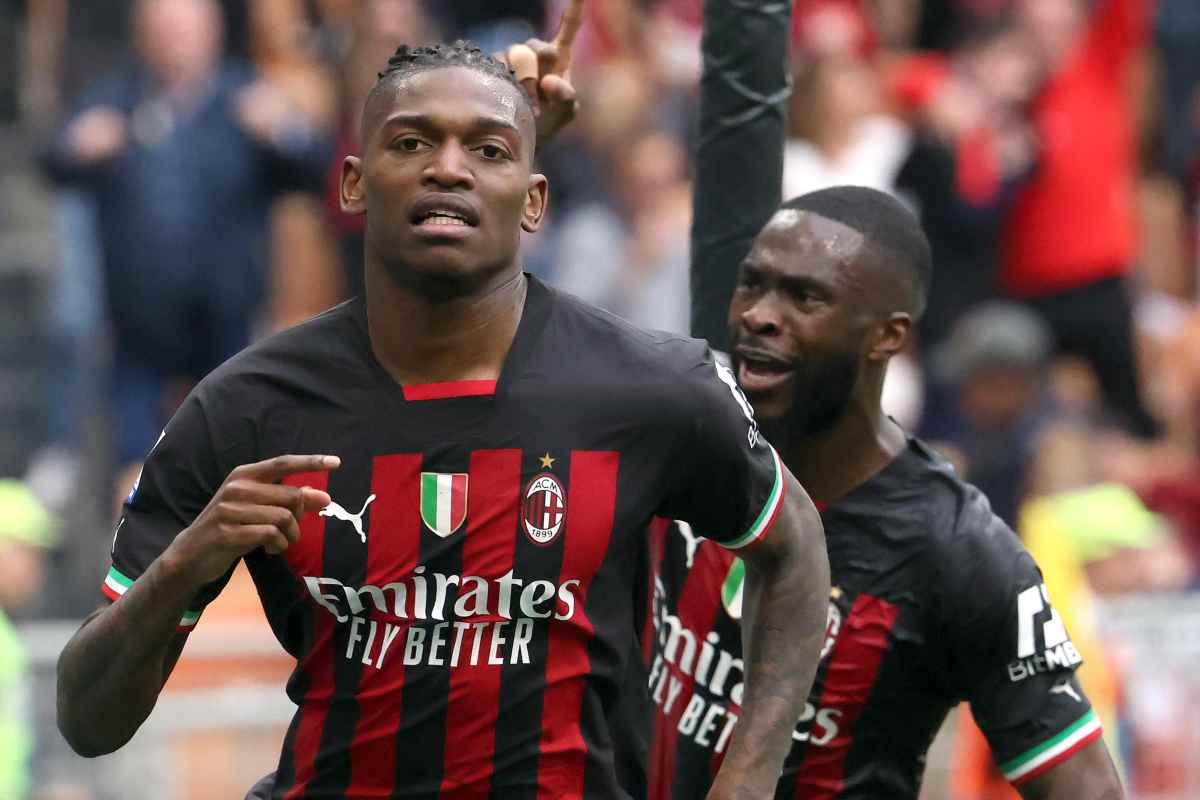 Milan vice Leao Laurienté