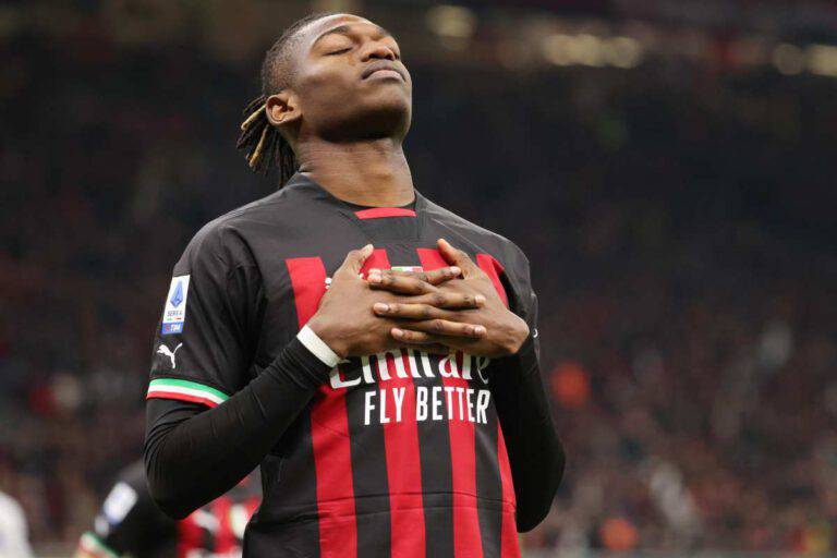 Rafael Leao di essere al Milan, ma la Premier League..."