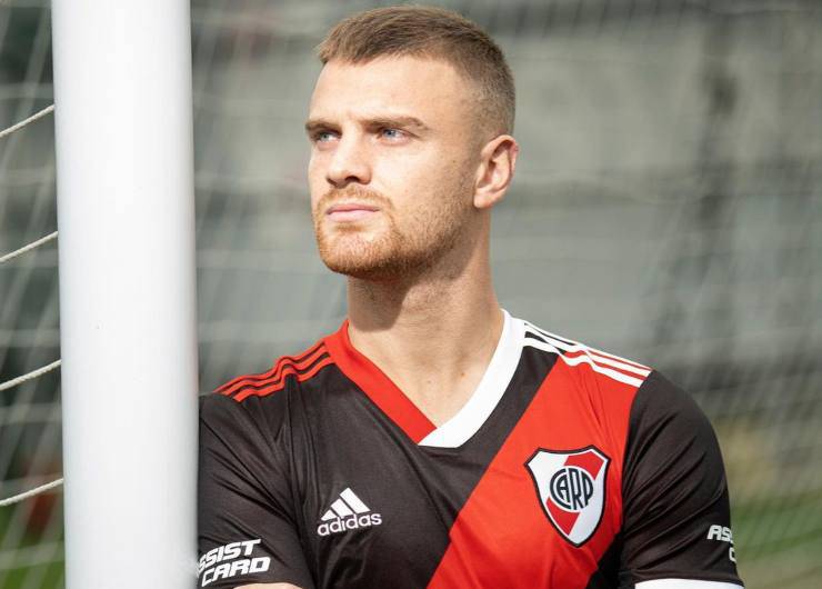 Milan River Luca Beltran