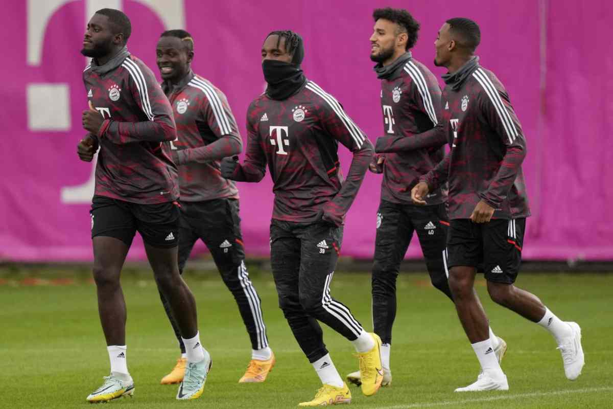 Mazraoui Gravenberch Milan