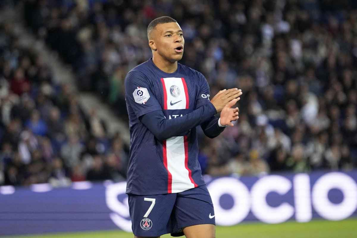 Mbappé addio clamoroso