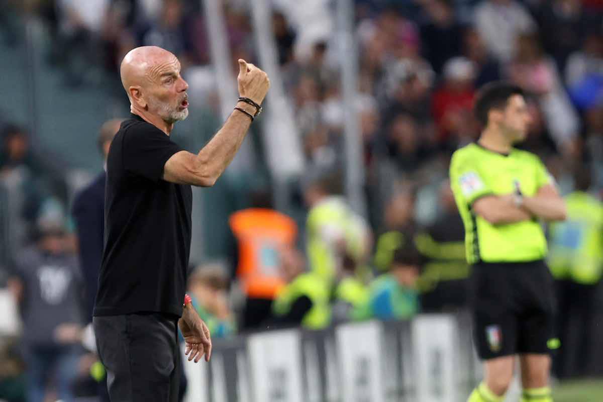 Pioli aspetta l'attaccante