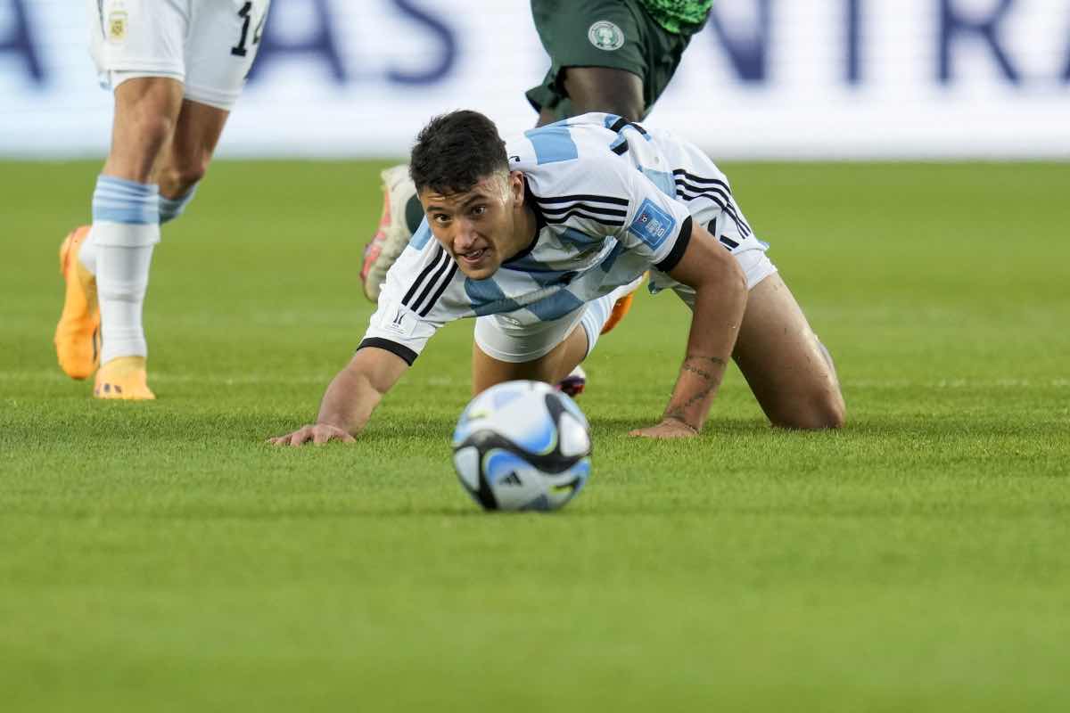 Alejo Véliz, niente Milan: ufficiale al Tottenham