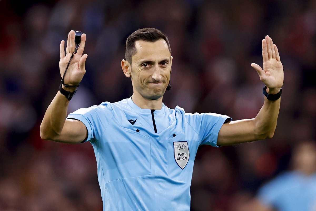 José María Sánchez arbitro di Milan-Newcastle