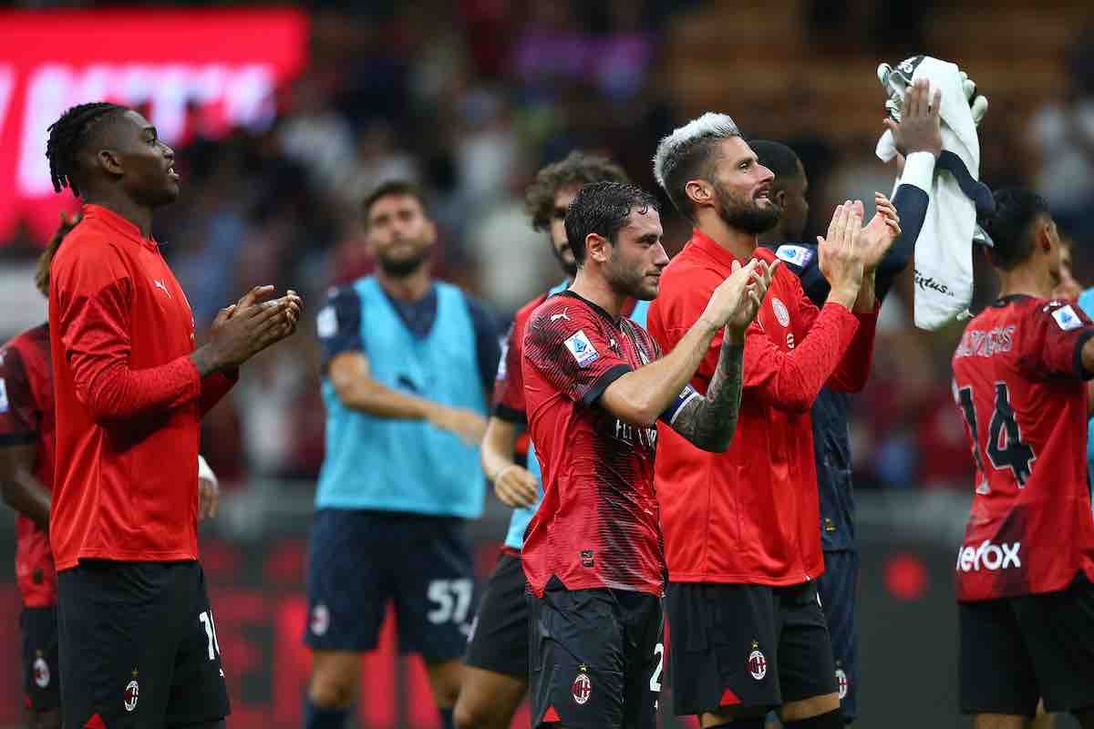 Milan attacco critiche