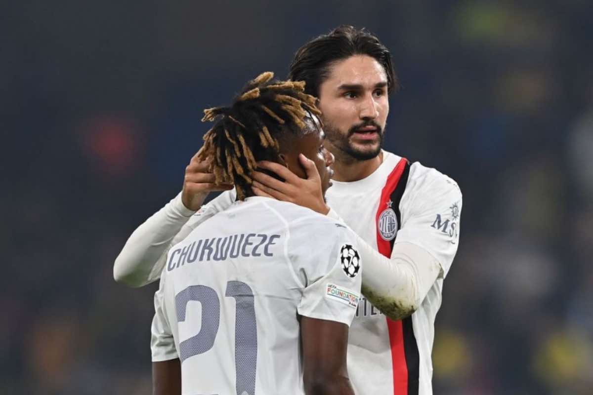 Chukwueze sbaglia il gol contro il Borussia: ci pensa Adli a rincuorarlo