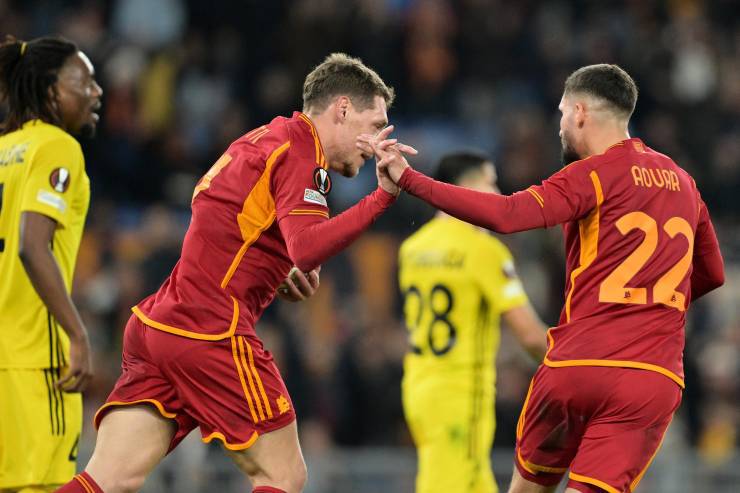 La nuova sfuriata di Mourinho apre una tripla occasione al Milan