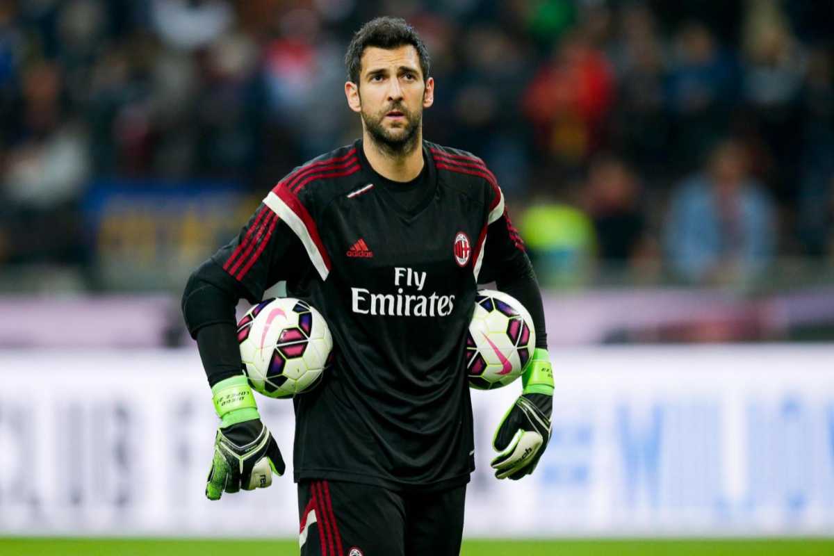 Diego Lopez dà l'addio al calcio