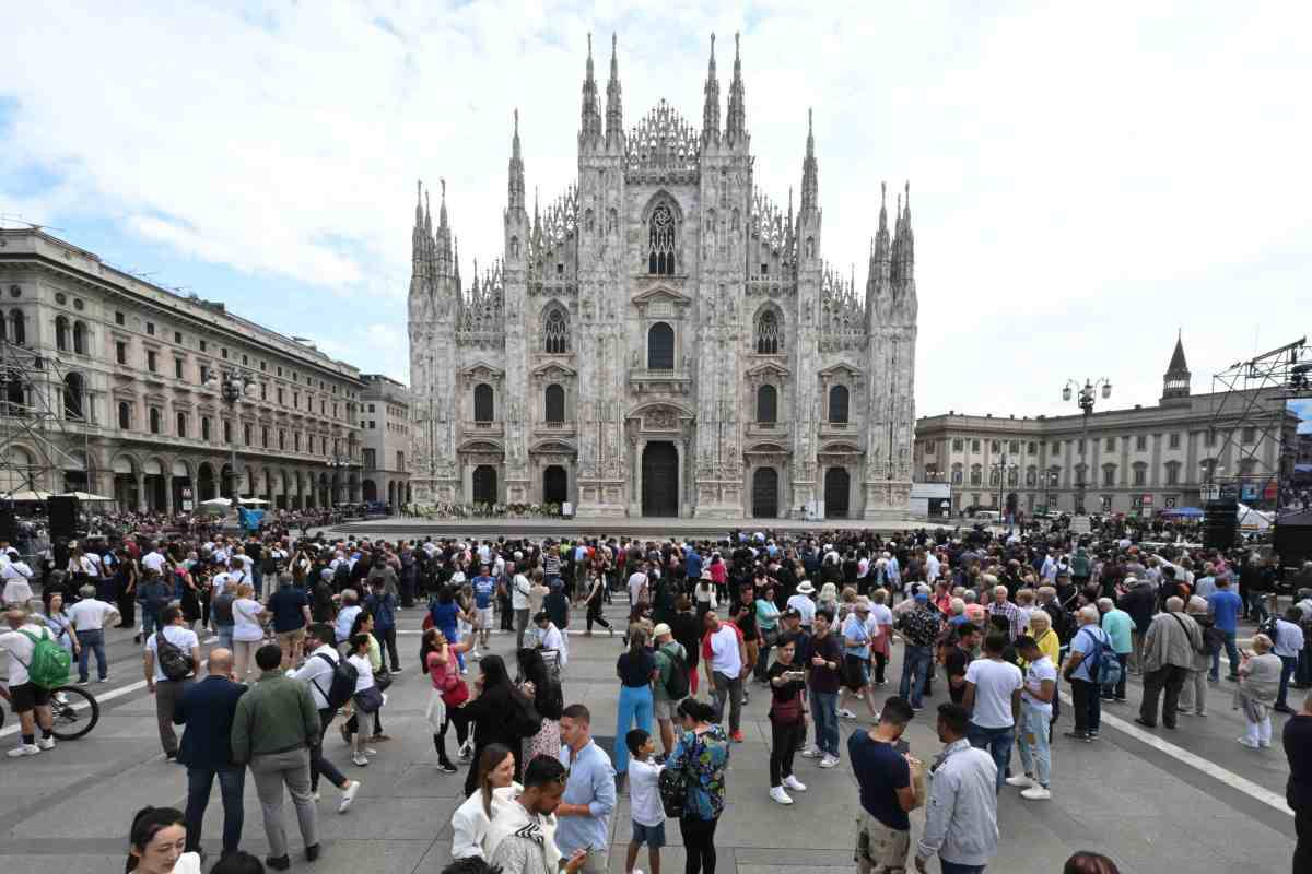 L'ex Milan colto da un infarto in Piazza Duomo