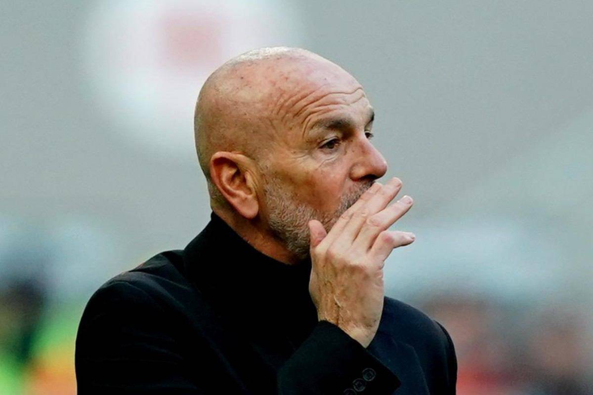 Ore decisive per il futuro di Stefano Pioli