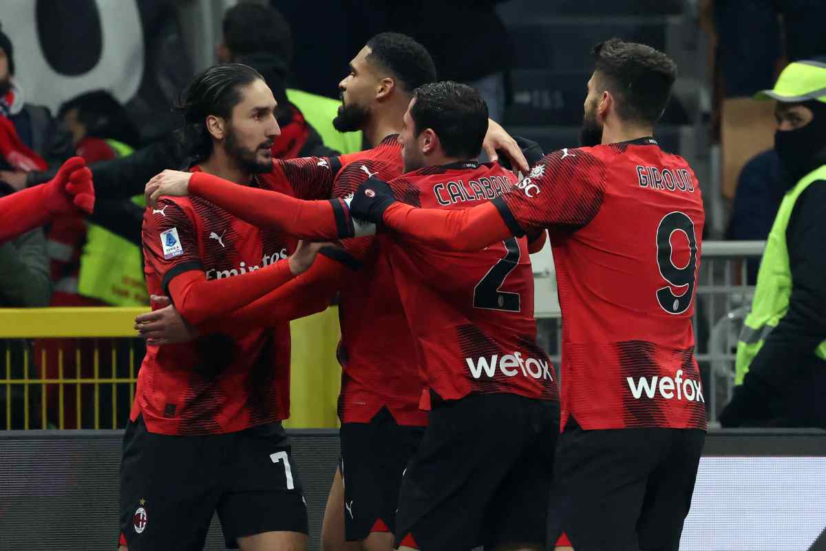 Milan, cena di squadra in corso