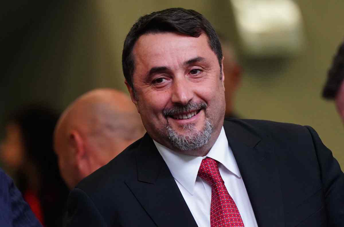 Calhanoglu e l'addio al Milan: le parole del dirigente