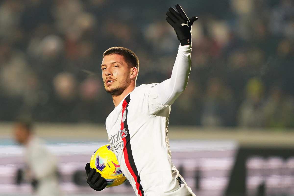 Jovic, cosa serve per la conferma al Milan: la situazione