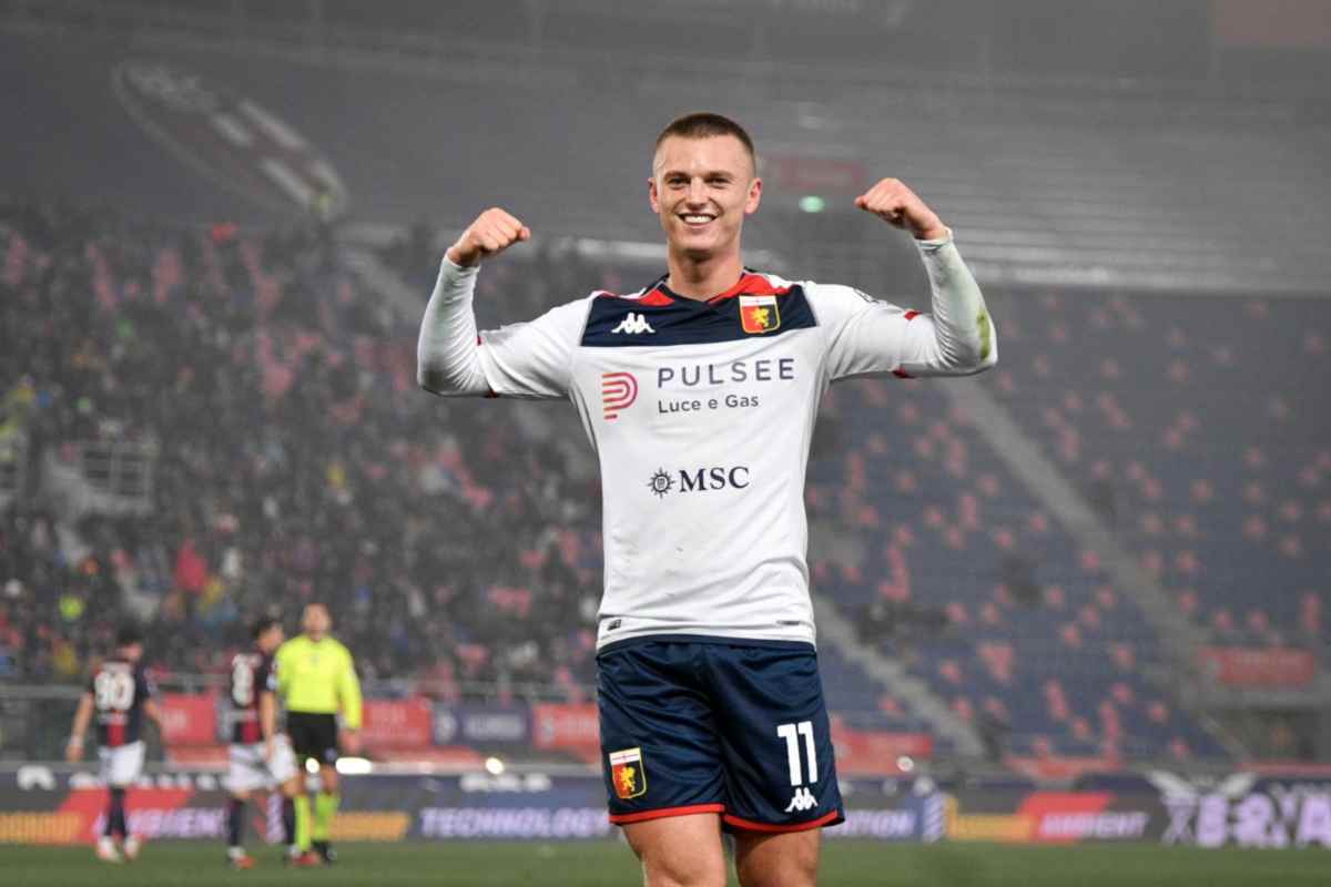 Gudmundsson al centro del derby di mercato