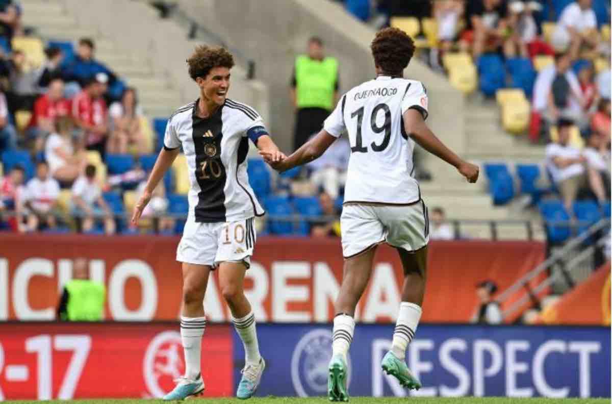 Ouedraogo, fantastico gol con lo Schalke