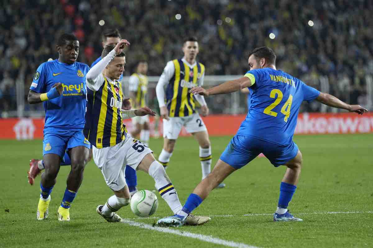 Milan, occhi puntati su Sebastian Szymanski