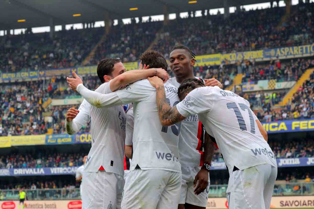 Milan, assalto Bayern a Theo Hernandez