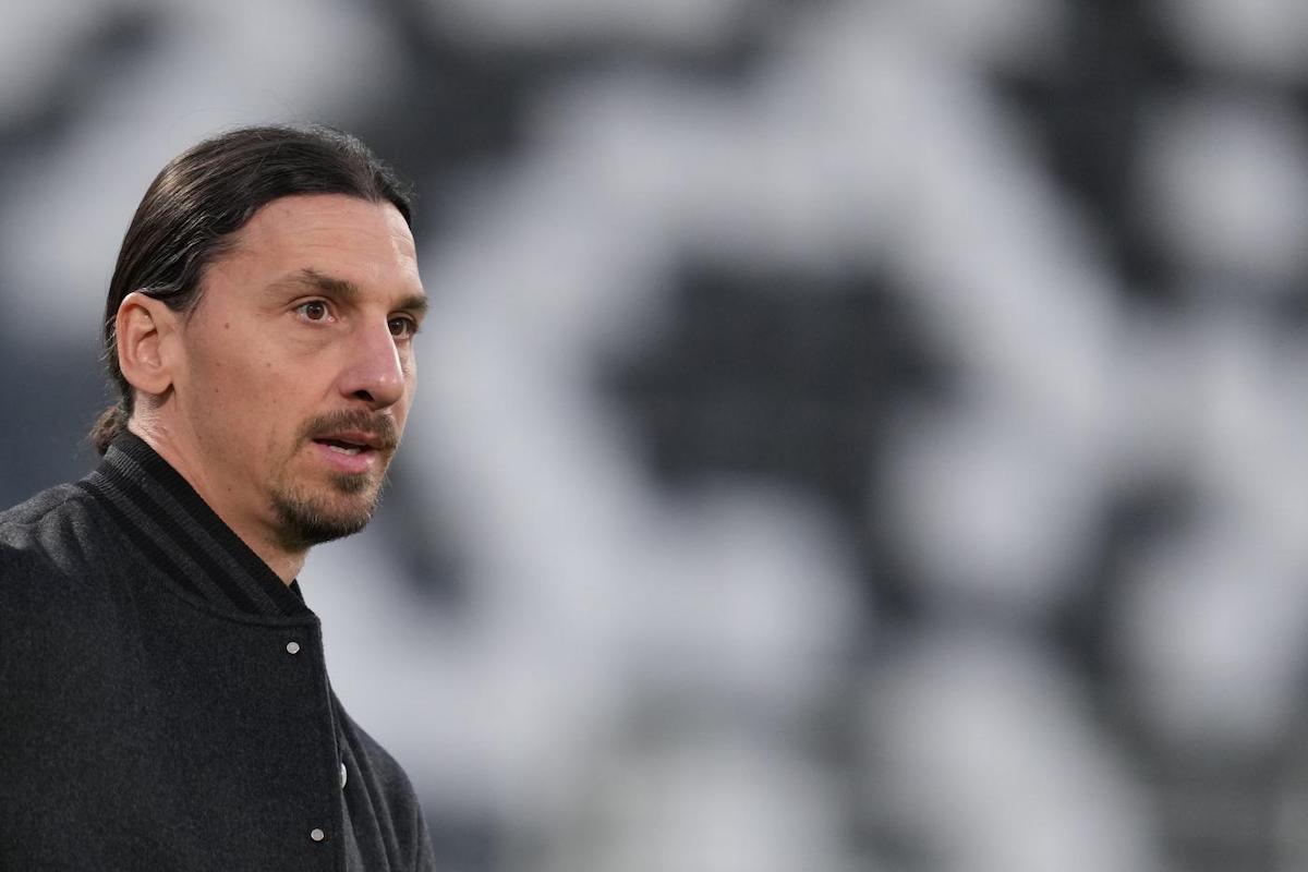 Ibrahimovic prima dell'inizio del match