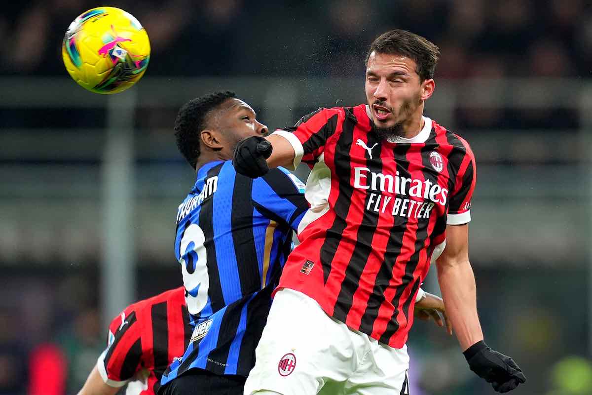 Bennacer durante la partita contro l'Inter