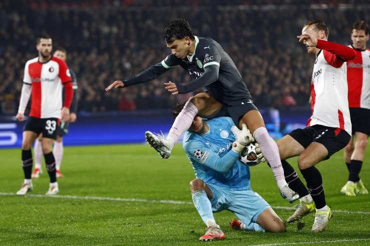 Joao Felix in azione durante Feyenoord-Milan