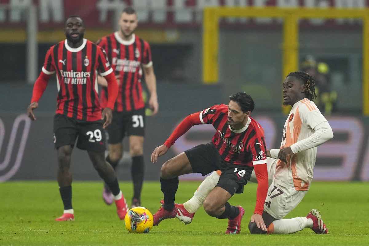 Reijnders nel corso del match contro la Roma, in Coppa Italia
