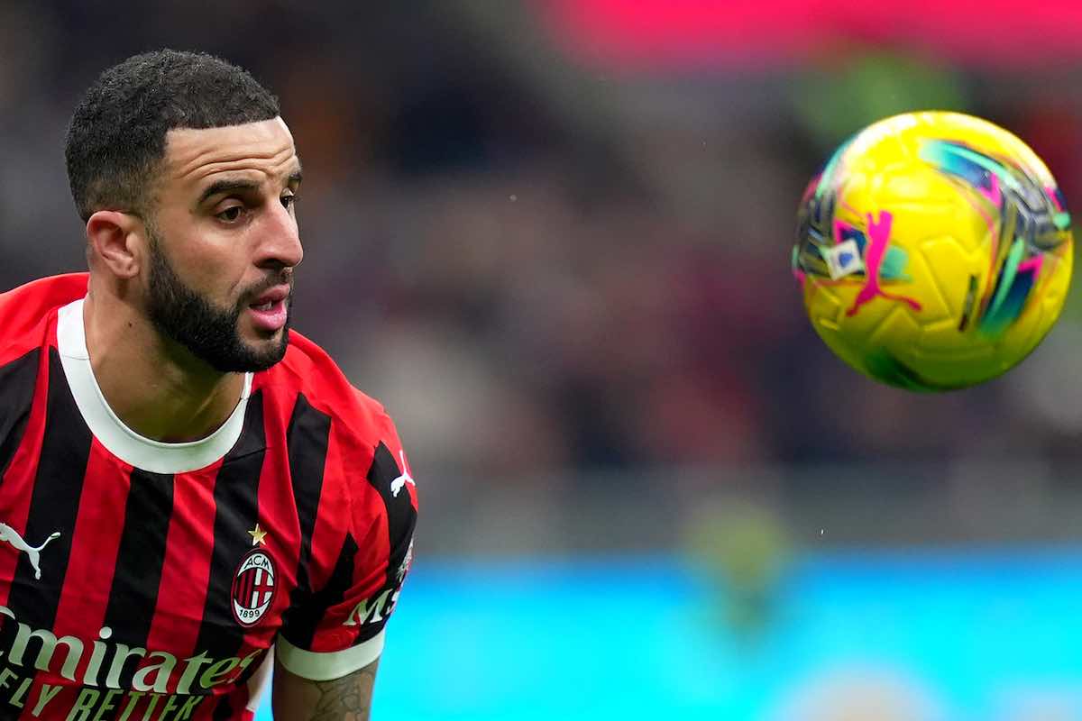 Walker con la maglia del Milan