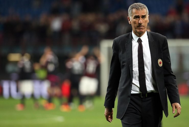 Mauro Tassotti in campo con la divisa del Milan