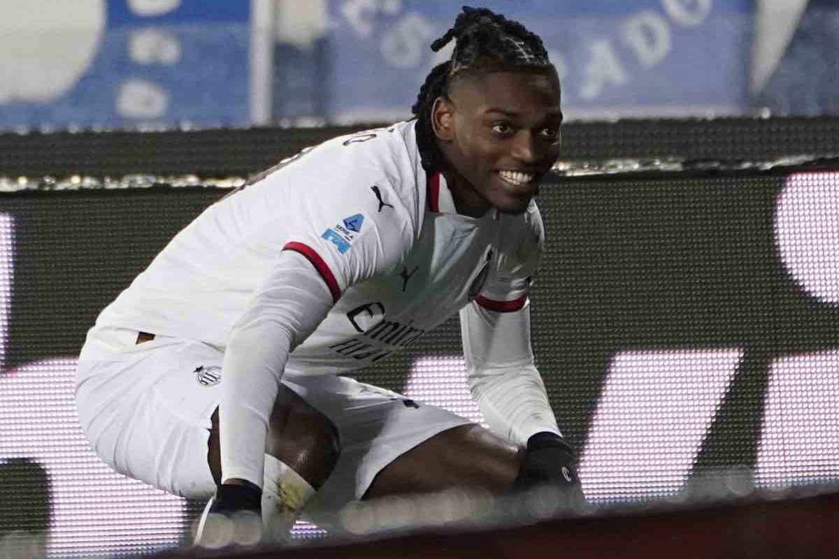 Leao sorride dopo il gol