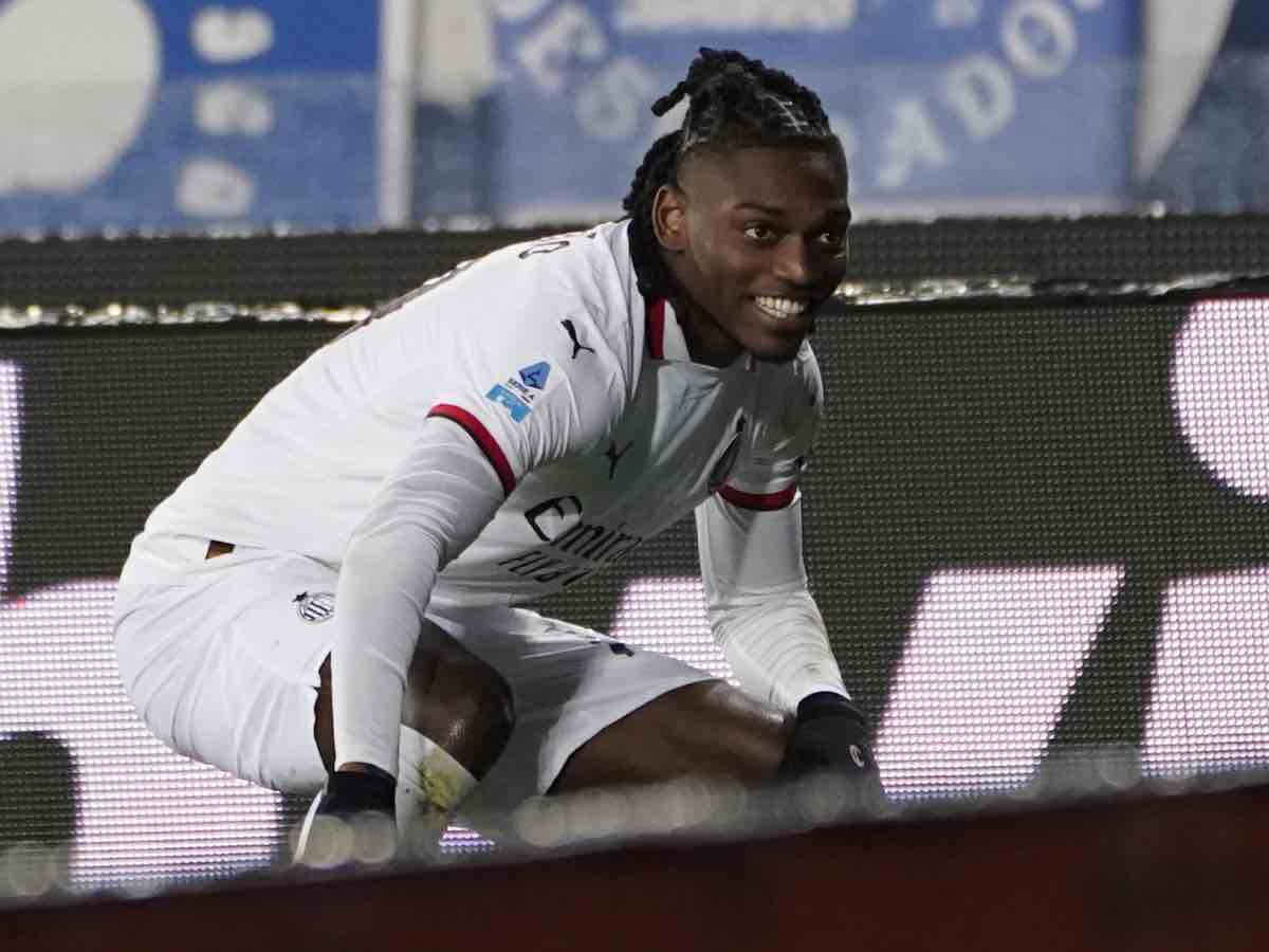 Leao sorride dopo il gol