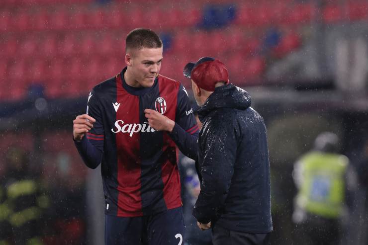 Holm terzino del Bologna parla con Vincenzo Italiano