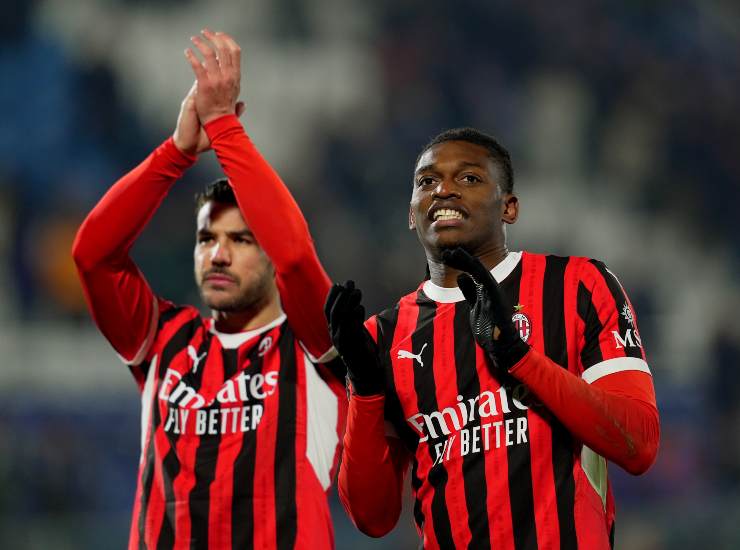 I giocatori del Milan Rafael Leao e Theo Hernandez
