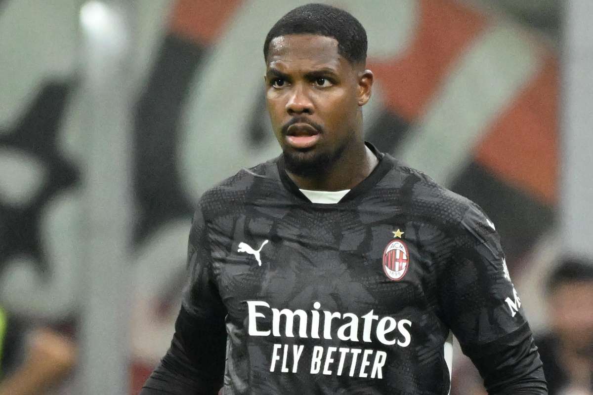 Mike Maignan portiere del Milan durante una partita