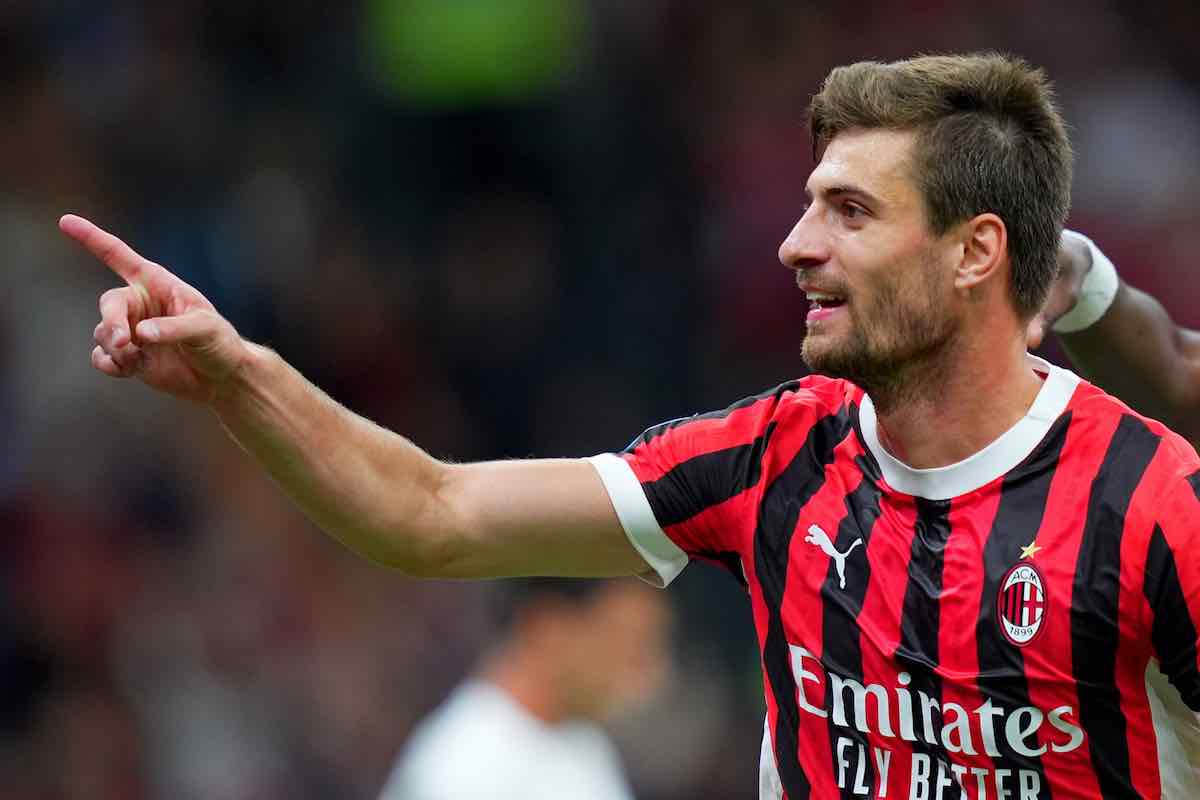 Gabbia esulta dopo un gol