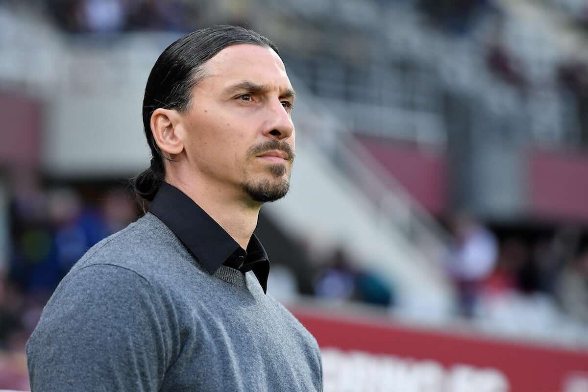 Ibrahimovic a bordo campo