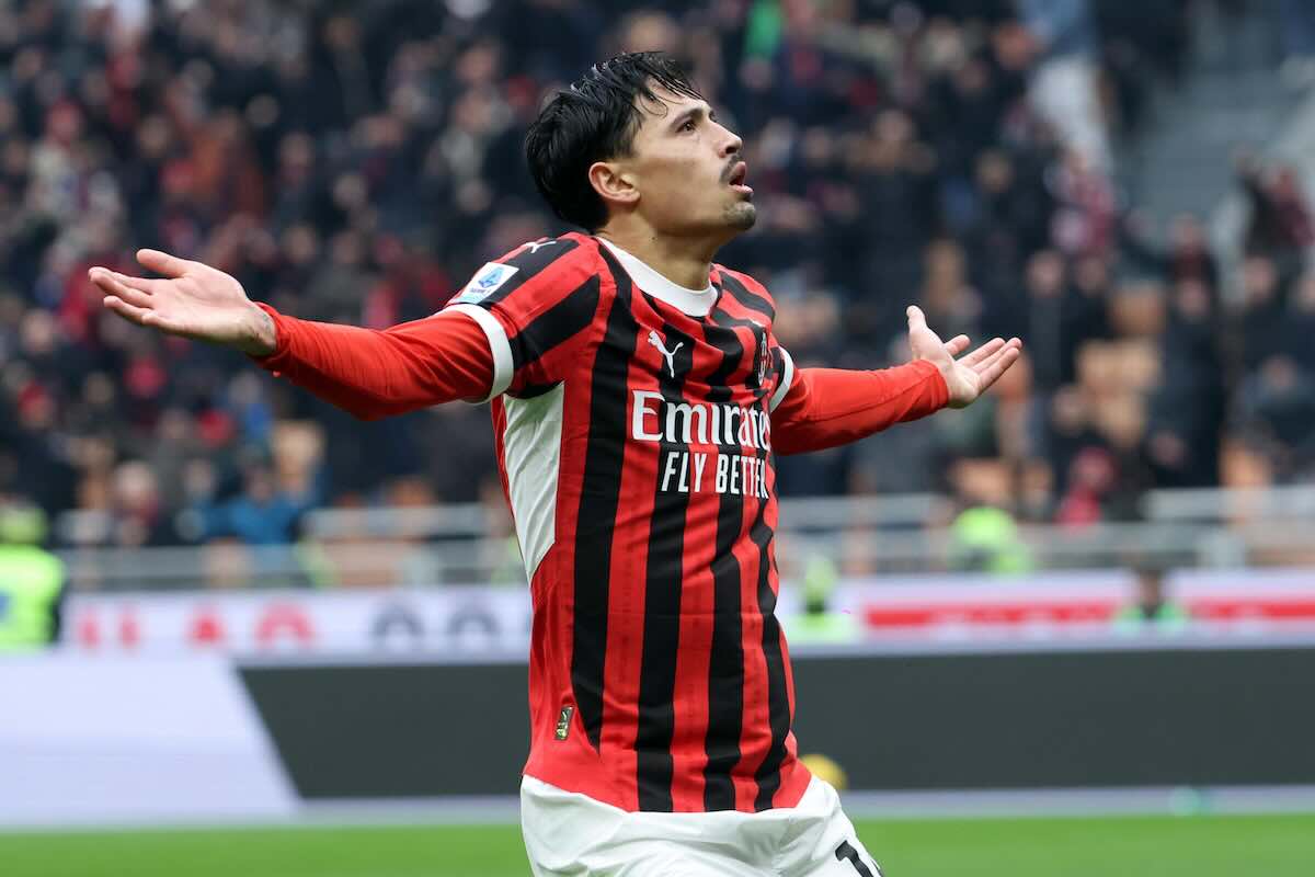 Reijnders esulta sotto la curva 
