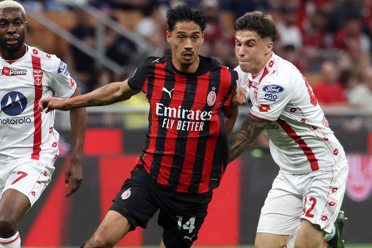Reijnders in azione in Milan-Monza con la maglia rossonera
