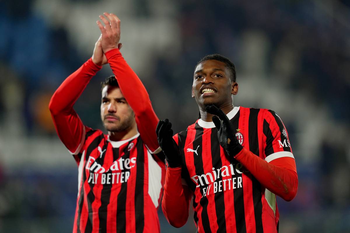 Theo Hernandez e Rafael Leao in campo