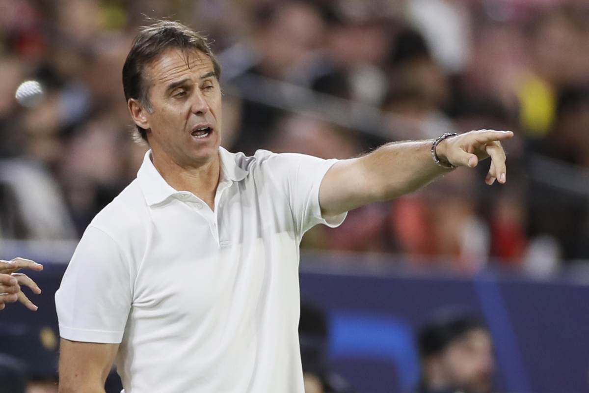 Lopetegui dà indicazioni dalla panchina