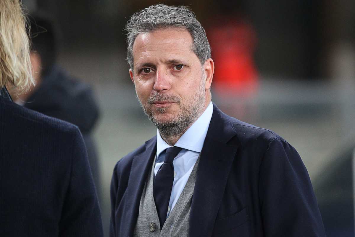 Paratici a bordo campo