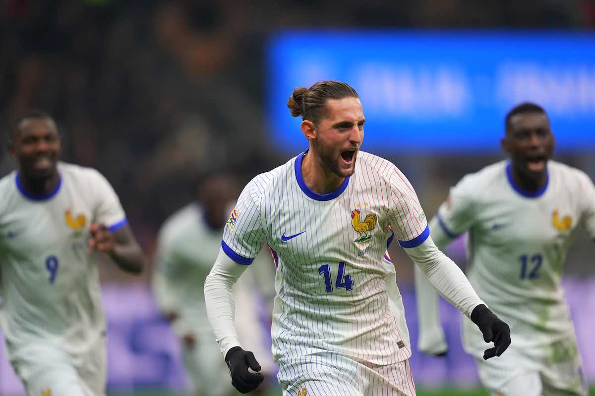 Adrien Rabiot con la maglia della Francia