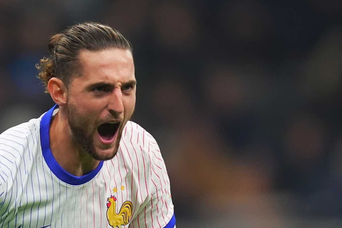 Adrien Rabiot con la maglia della Francia