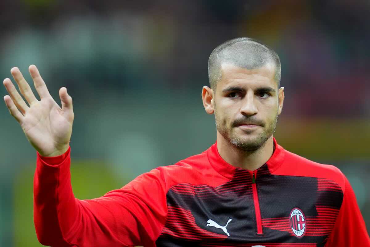 Morata saluta