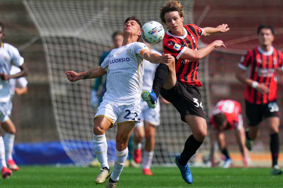 Christian Comotto centrocampista del Milan in azione durante una partita