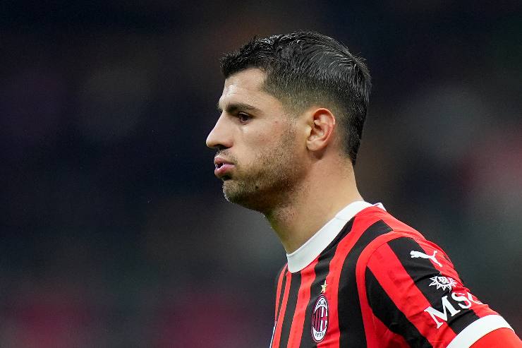 Alvaro Morata attaccante del Milan con la maglia rossonera durante una partita