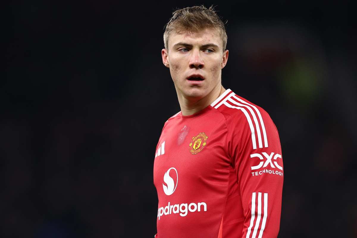 Hojlund in primo piano