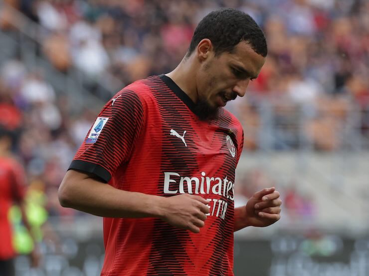 Bennacer con la testa abbassata