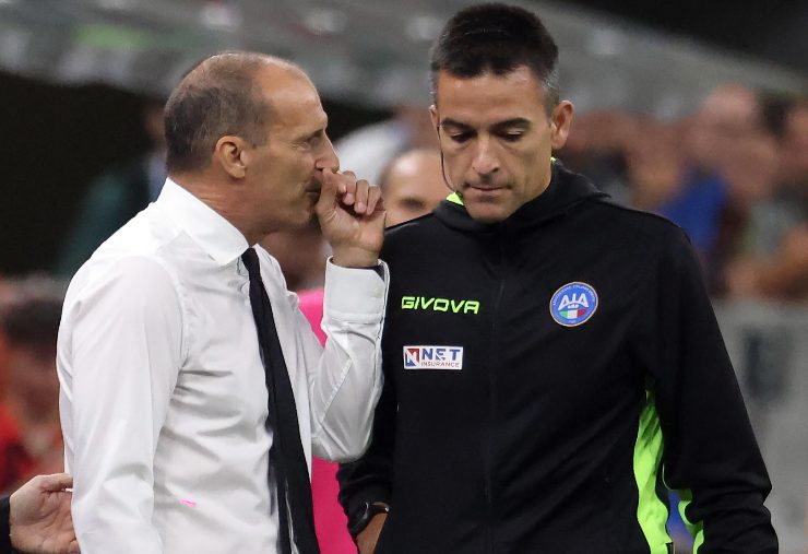 Massimiliano Allegri e il quarto uomo Rapuano in Milan-Bologna