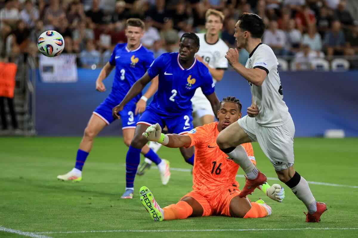 Restes a terra durante un tentativo di parata